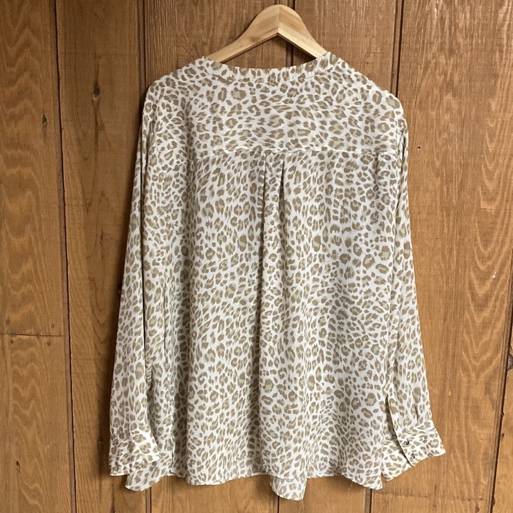 Apt 9 plus size half zip soft and silky animal print popover blouse women’s 3X - Picture 10 of 11